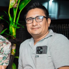 LARRY JUNNIOR TORRJON TAMAYO