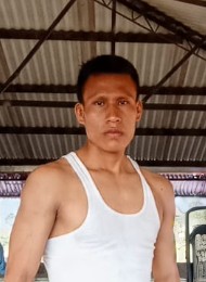 Edson Jayo Tuanama galán