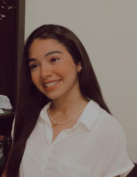 ISABELLA CASTILLO MOYANO